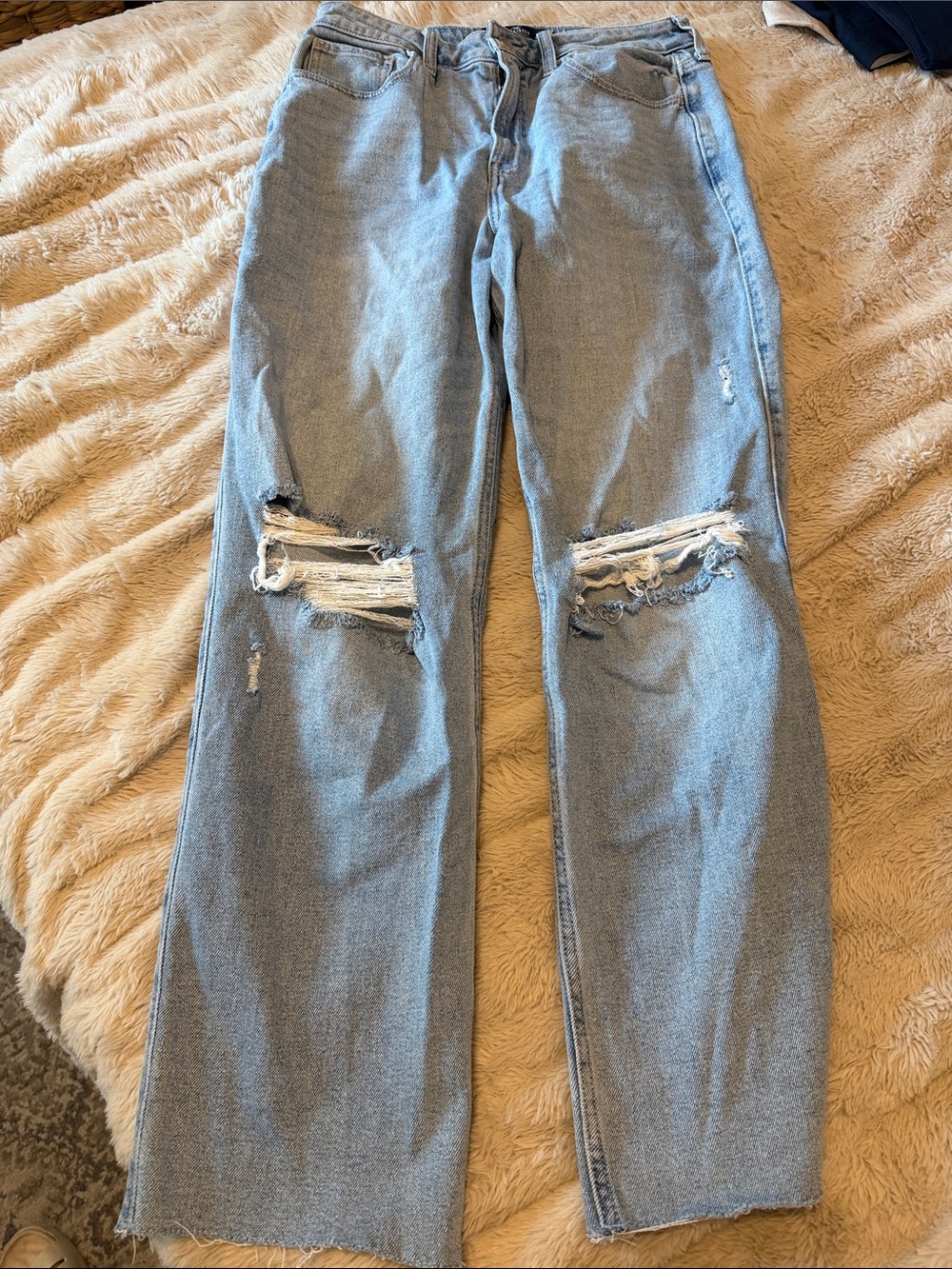 Hollister Light Blue High-Rise Vintage Straight Jeans